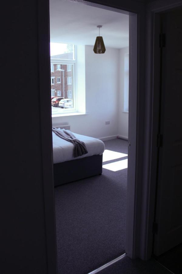 Stylish 1Br Apartment In The Heart Of Heywood ภายนอก รูปภาพ